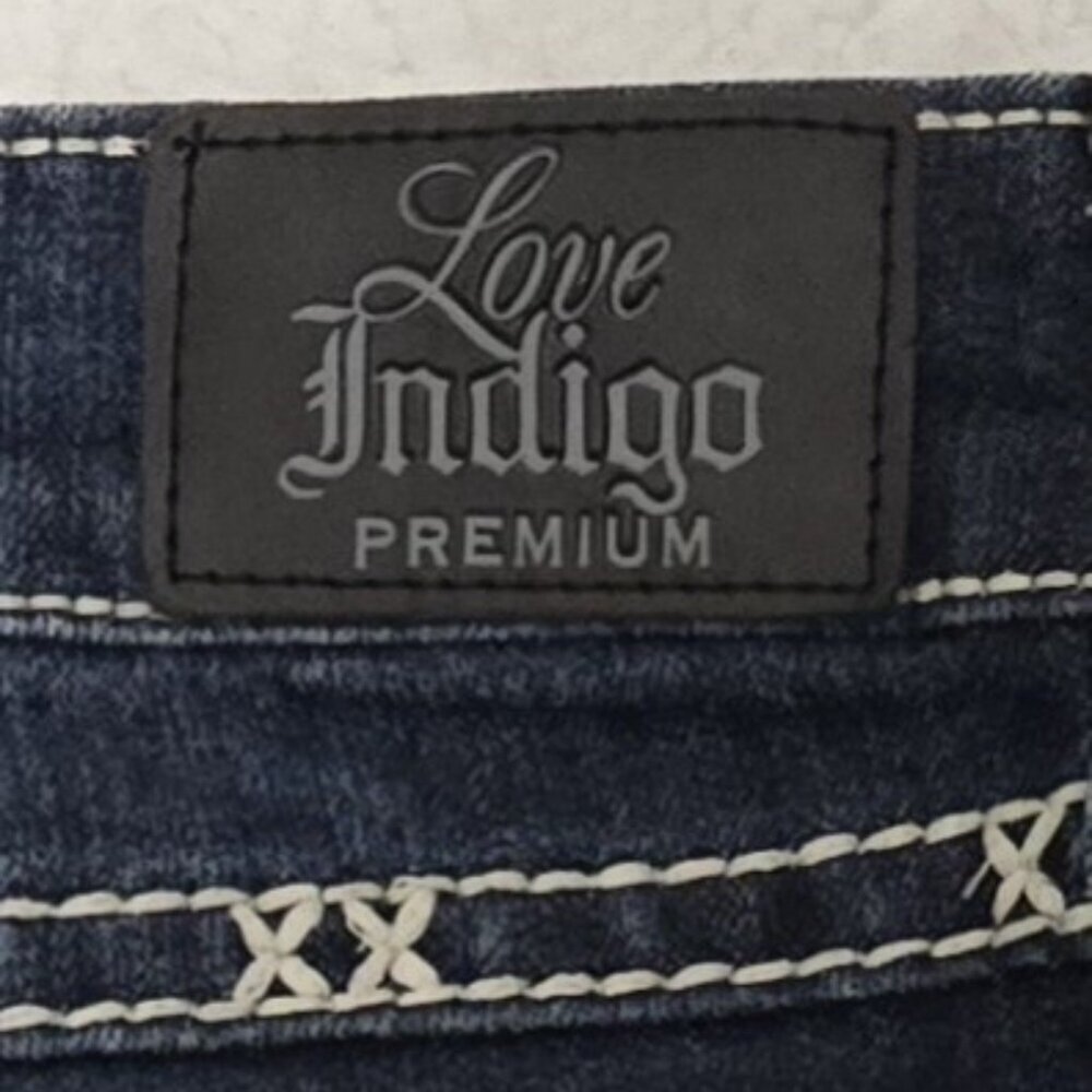 Love Indigo Premium Cotton Blend Embellished High Rise Roll-up Cropped Capris